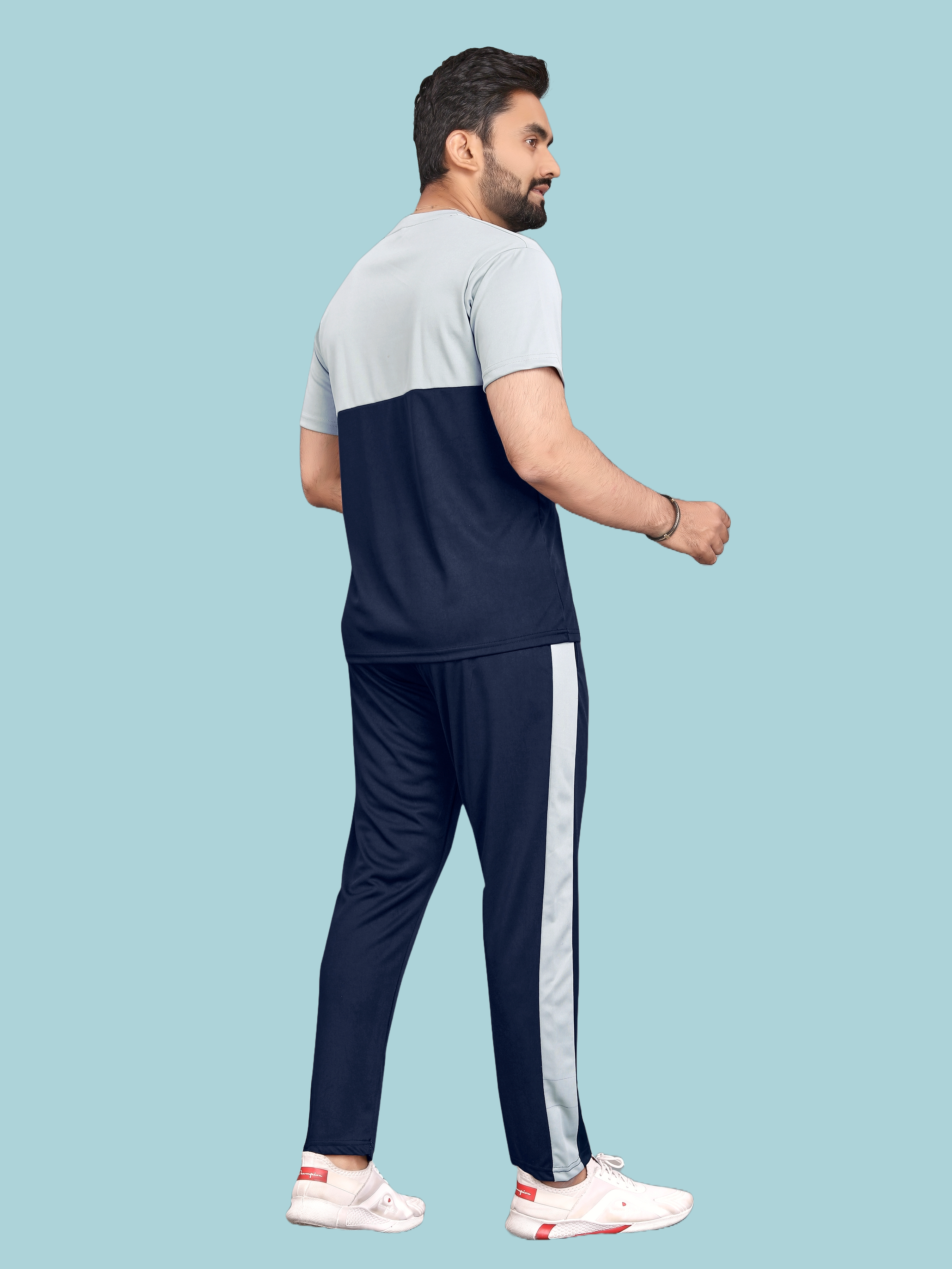 Premium Quality Fabrics Low Rate Sports Wear Dress Online